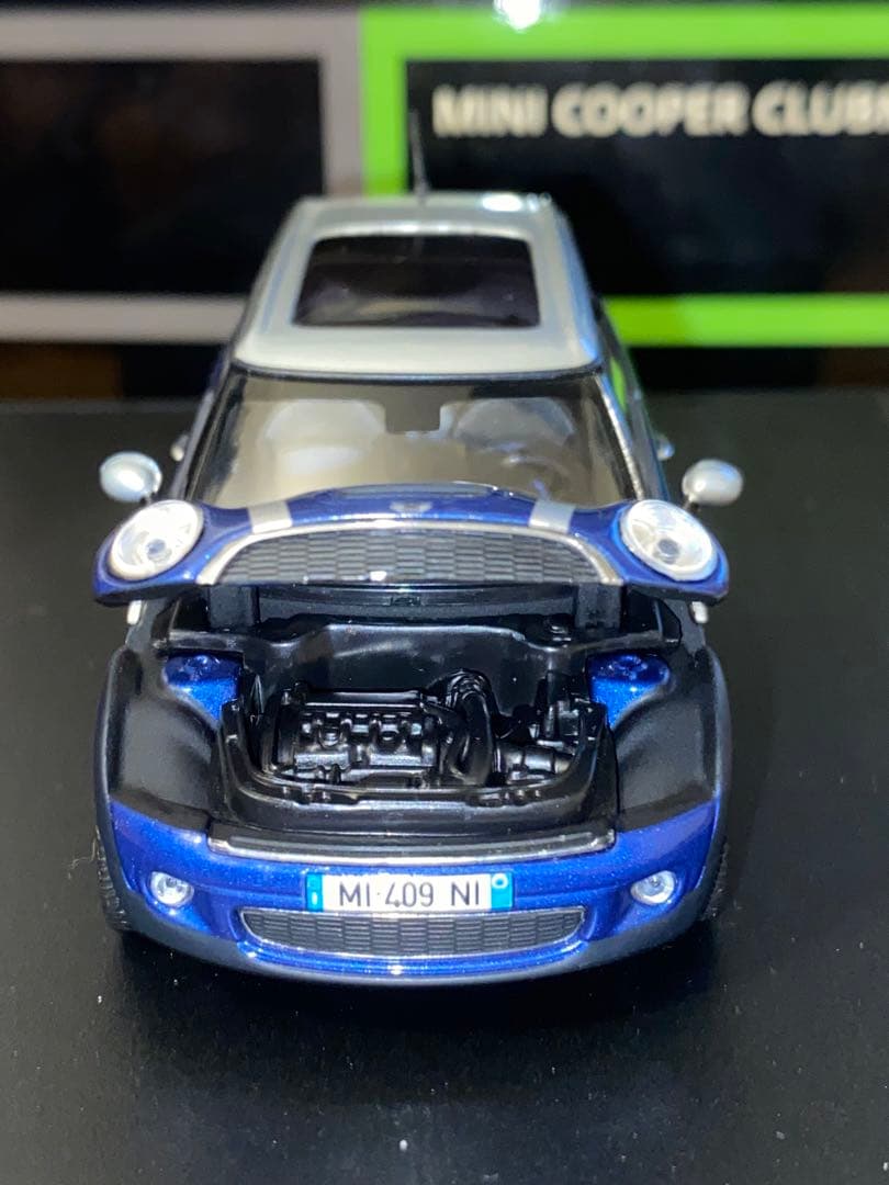 MINI COOPER Clubman ミニカー 1/43 ブルー