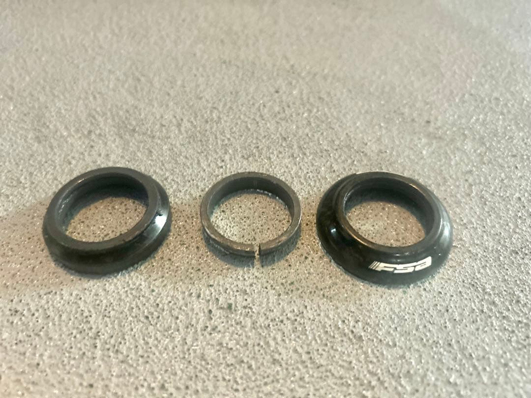 【InterMax カーボン製フロントフォーク】重量0.43kg