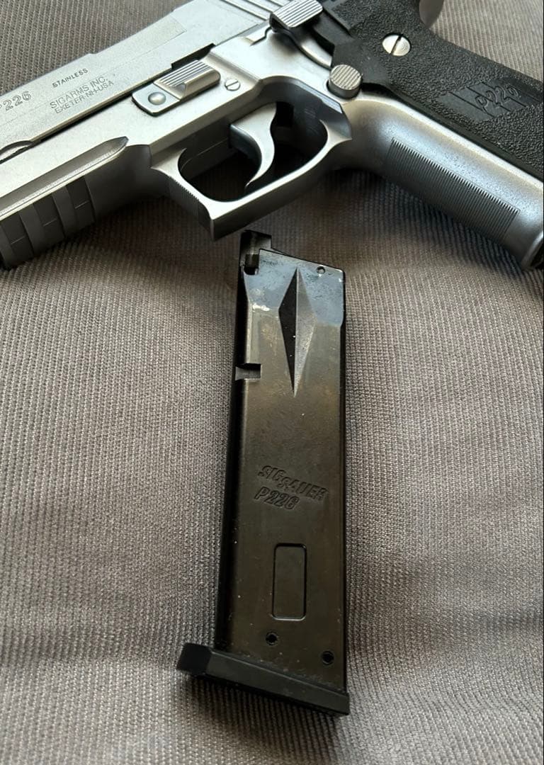 【タカナ】SIG P226 ステンレスHW ガスブローバック