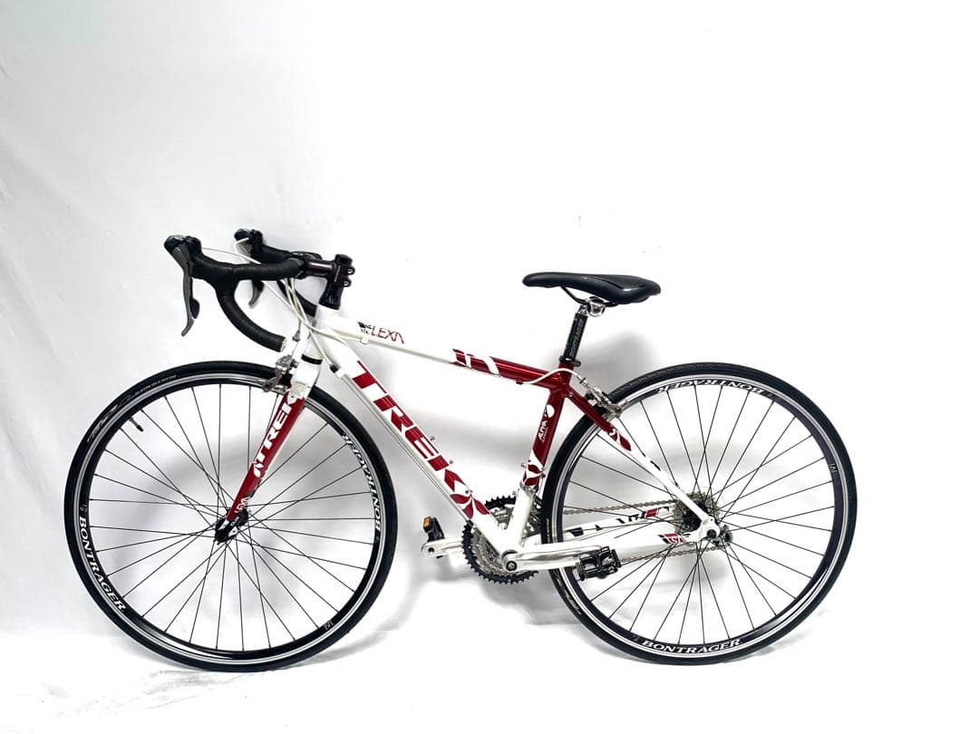 【即乘】送料無料 トレック TREK クロスバイクLEXA超軽量9.1キロ27速