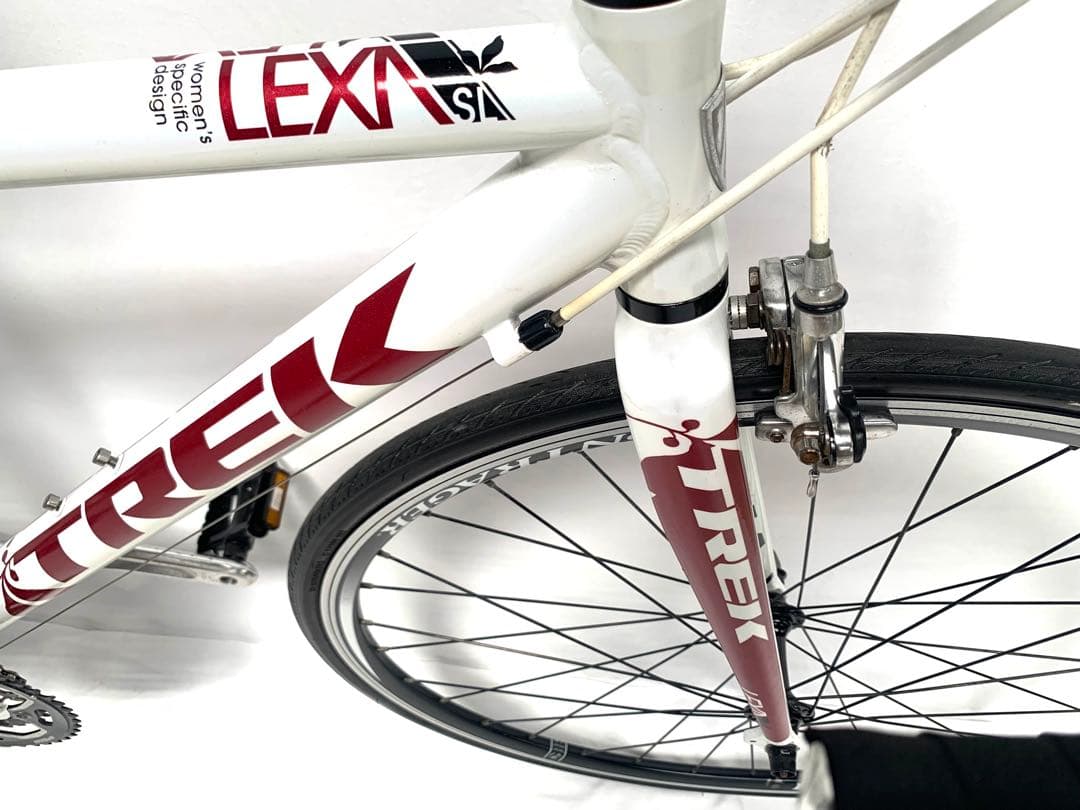 【即乘】送料無料 トレック TREK クロスバイクLEXA超軽量9.1キロ27速