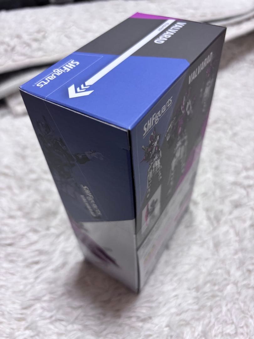 新品　未開封　フィギュアーツ　ヴァルバラド　S.H.Figuarts