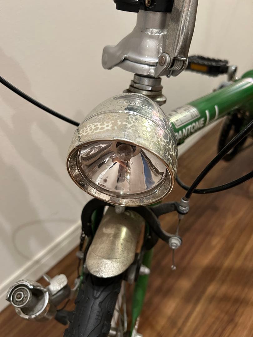 PANTONE UNIVERSE 折りたたみ自転車 グリーン