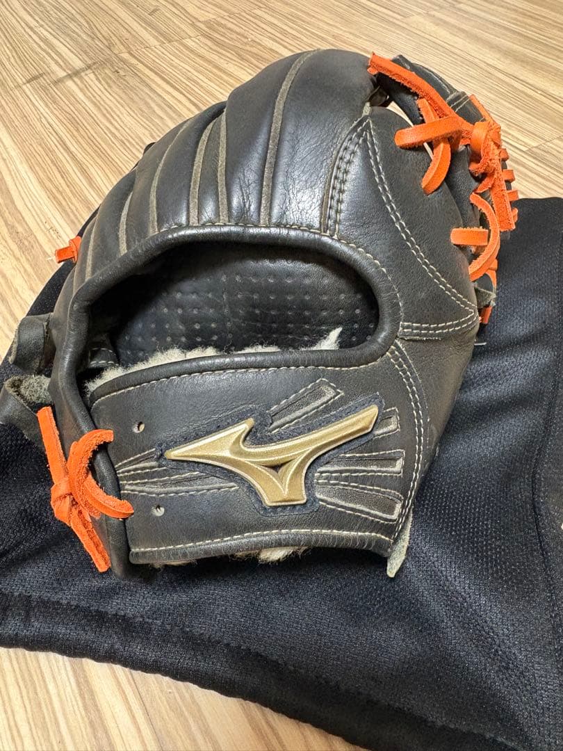 ミズノ グローブ　内野用　硬式軟式