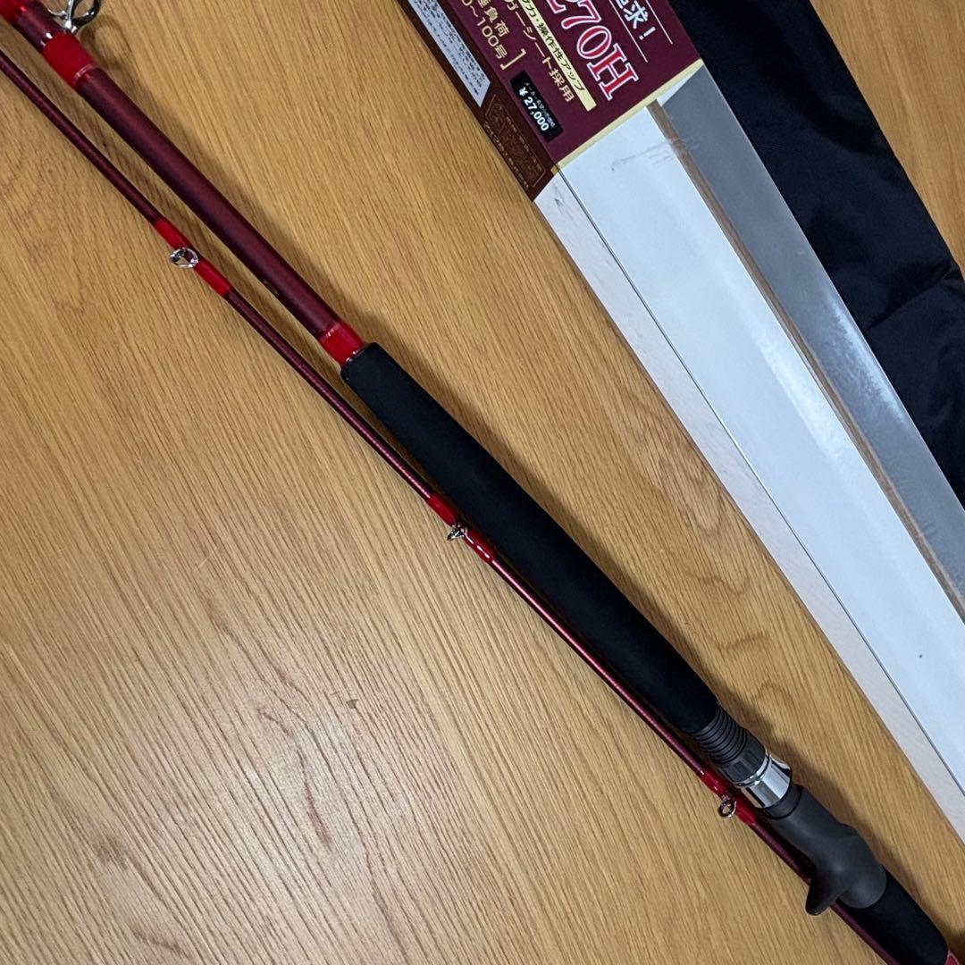 美品　ダイワ アナリスター ヒラメ H-270 船竿