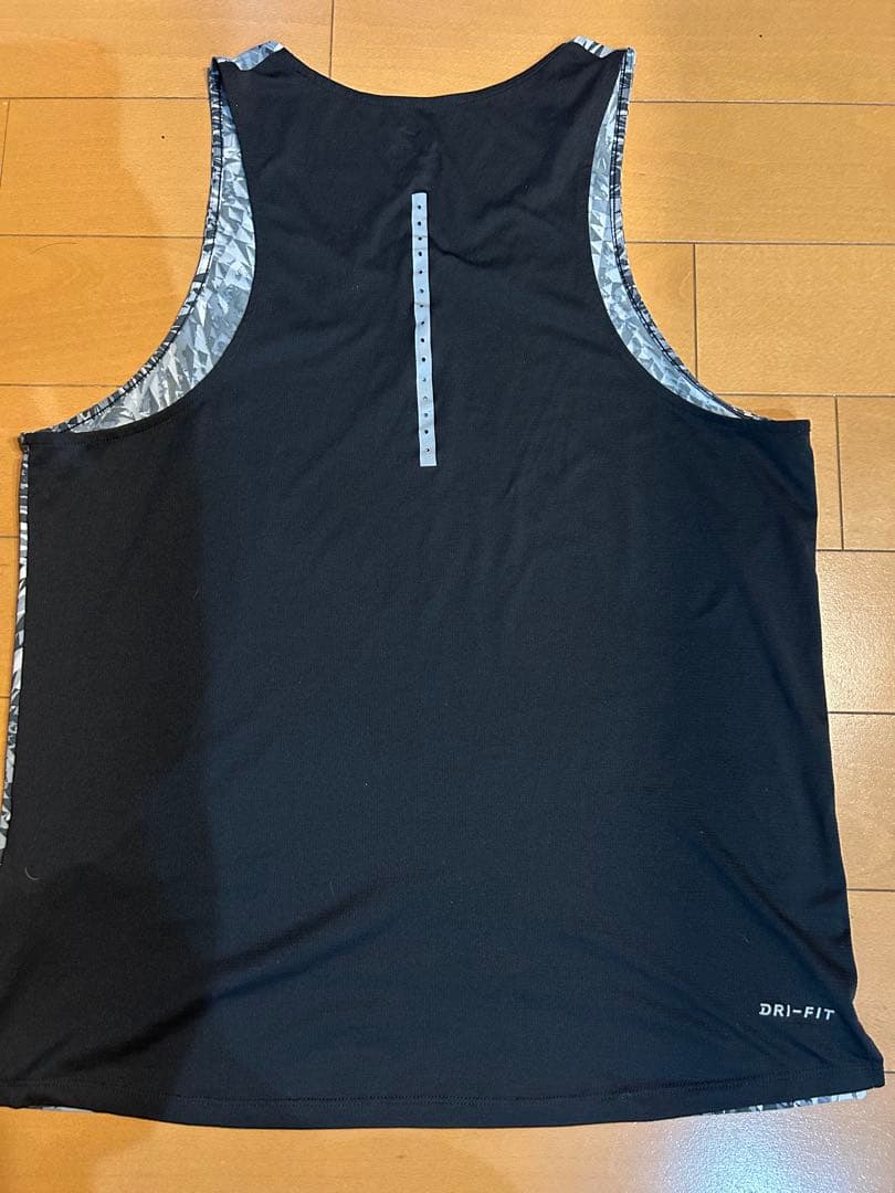 NIKE DRI-FIT ランニング　シングレット L