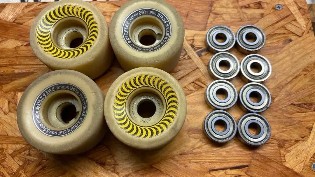 SPIT FIRE WHEELS NINJAウィールとベアリングセット