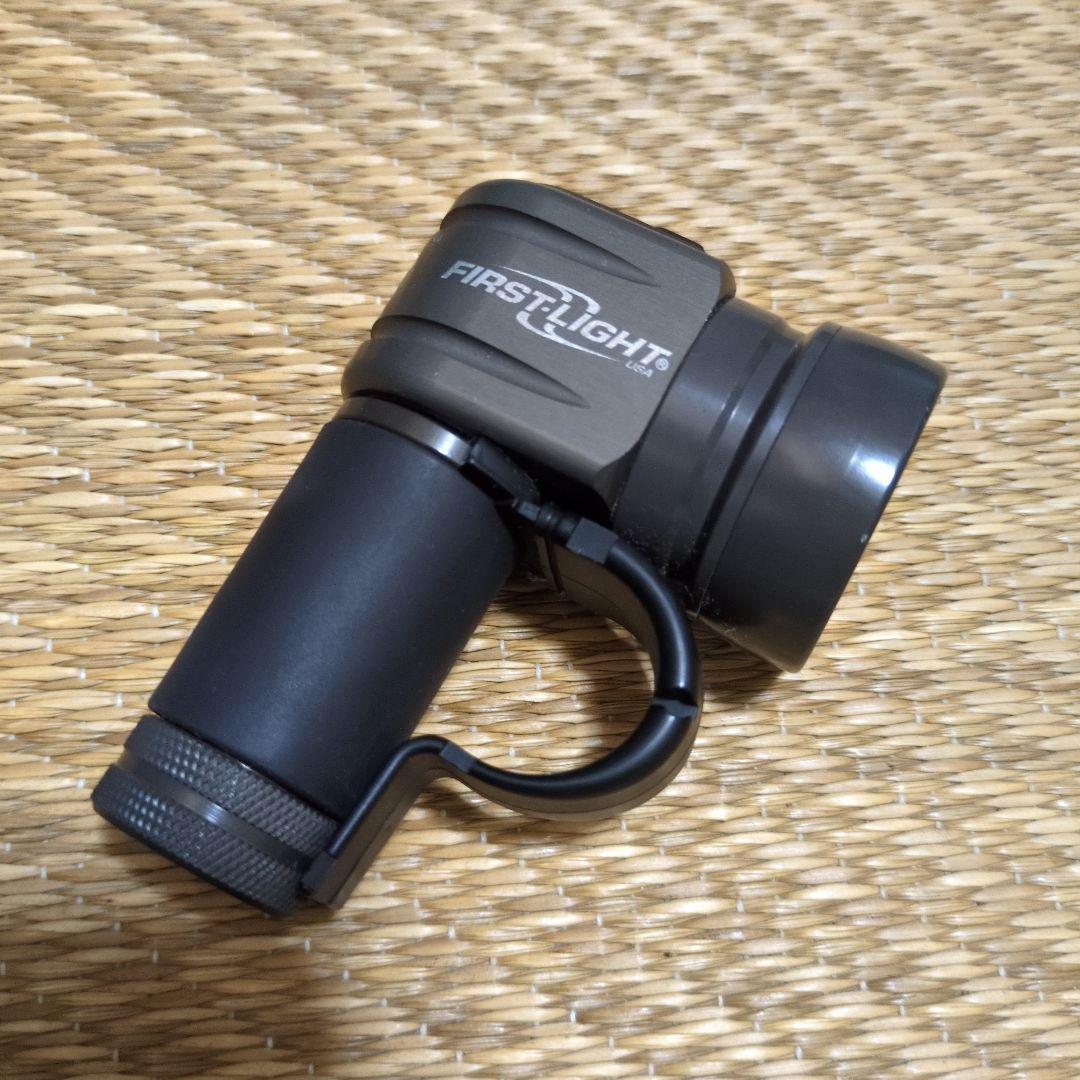 FIRST-LIGHT フラッシュライト