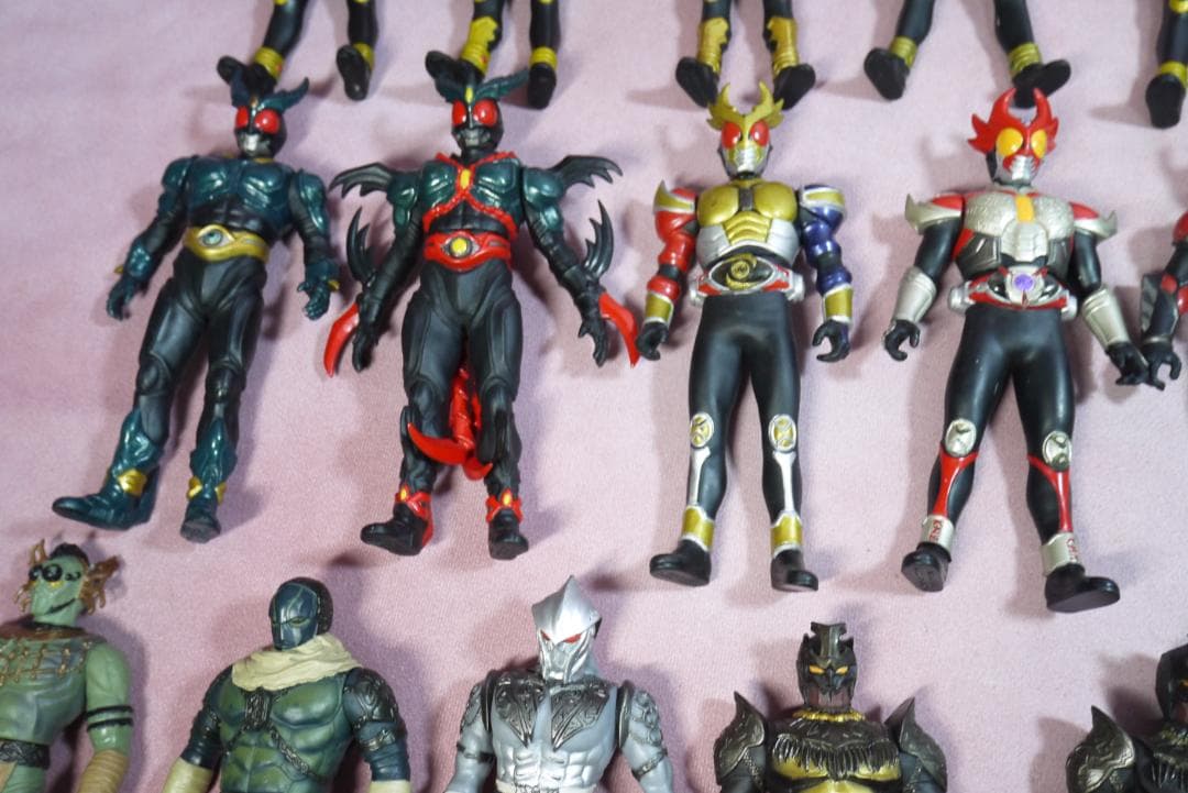 ライダーヒーローシリーズ　仮面ライダークウガ・アギト・怪人　ソフビ34体