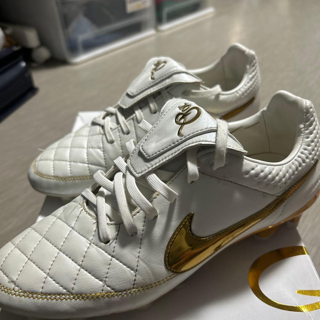 Nike ティエンポ　ロナウジーニョ　激レア