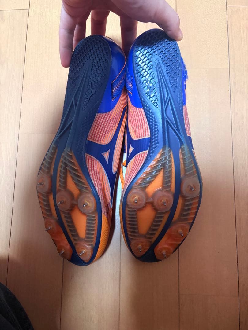 Mizuno 陸上スパイク オレンジ