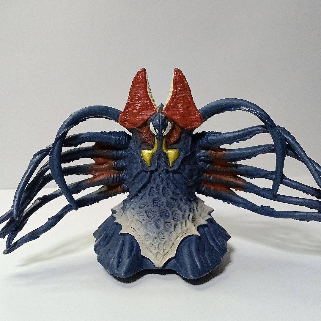 ウルトラマングッズ　怪獣　ソフビ人形　フィギュア　玩具　円谷プロ