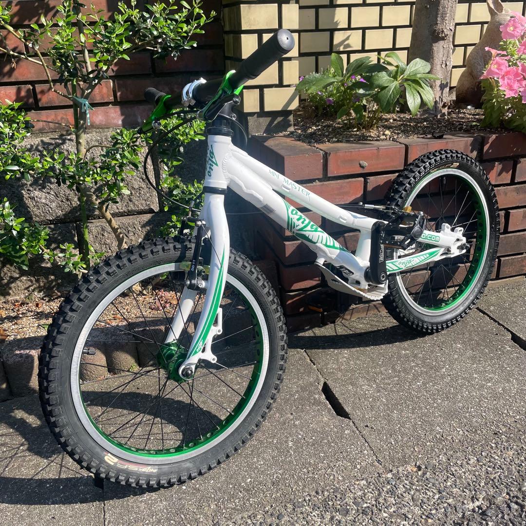 Onza Mini Master 18インチ 競技用トライアル自転車