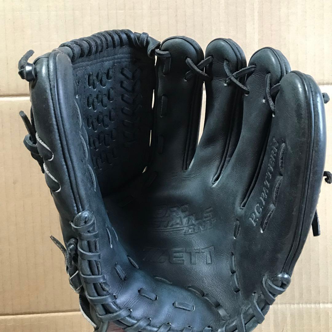 【本日限定セール❗️】ZETT 野球グローブ　投手用　右用　黒　日本製　希少品