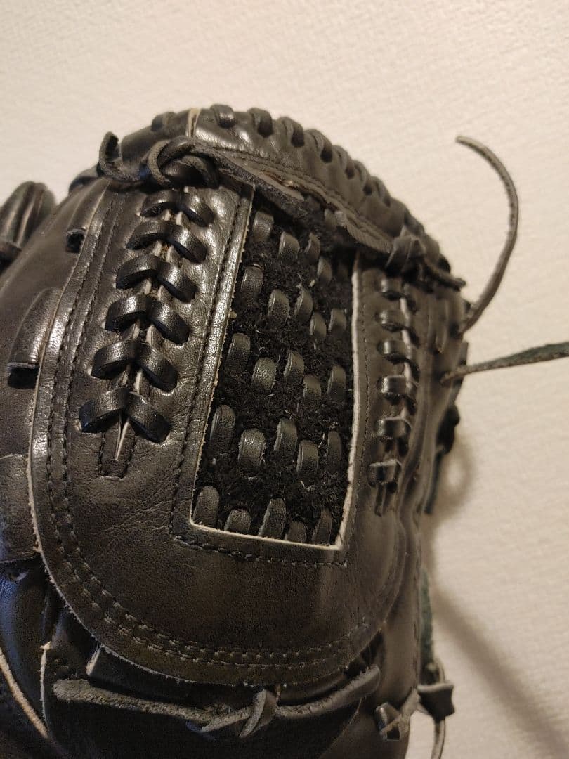 ゼット　プロステイタス　軟式　投手 右投げ　ブラック　指カバー