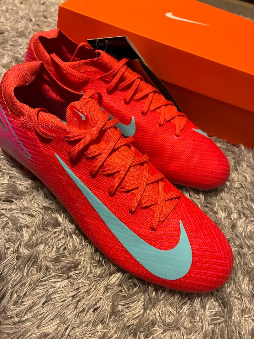 【新品未使用】Nike マーキュリアル ヴェイパー16 PRO HG