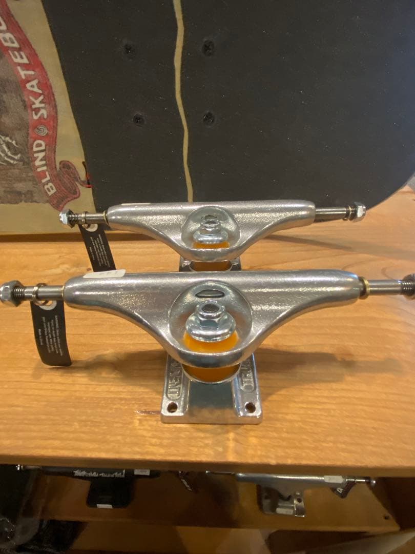 スケートボード INDEPENDENT ST11 144 HI