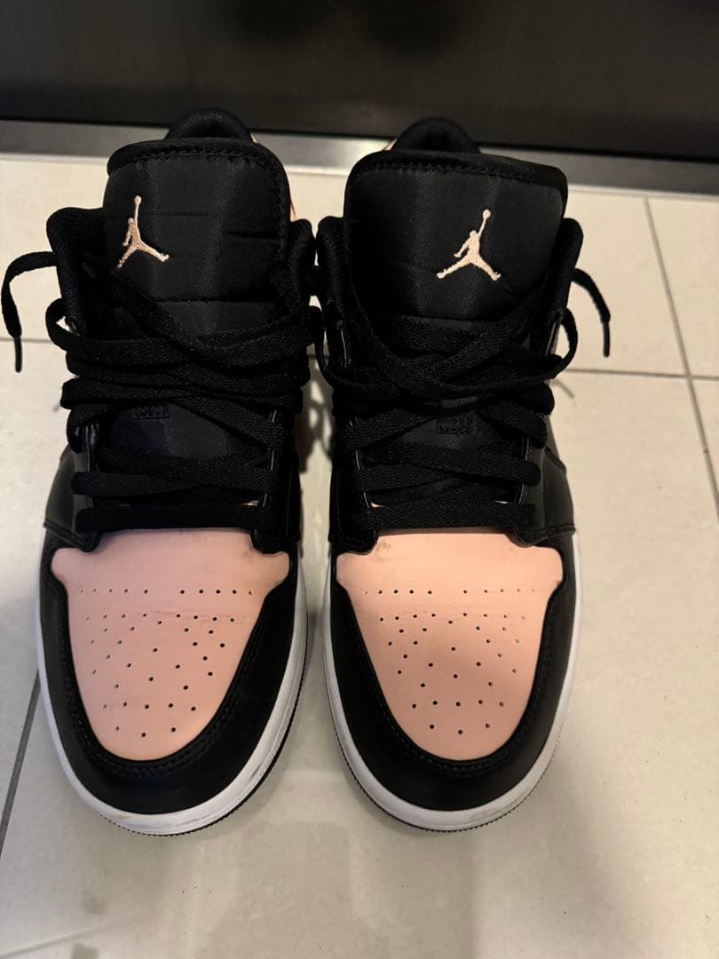 Nike AIR JORDAN 1 LOW ピンク