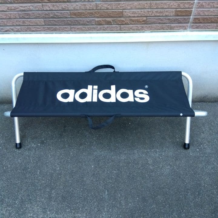アディダス　折りたたみベンチ