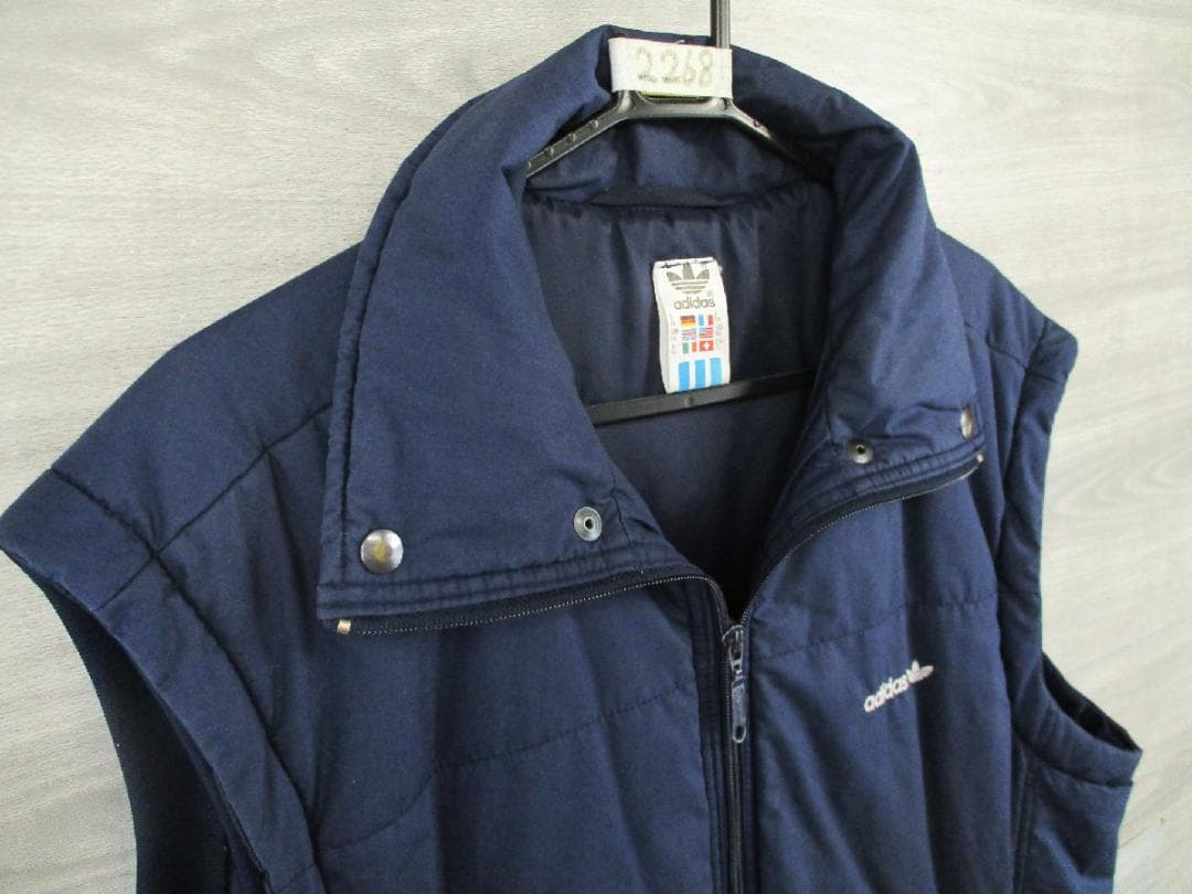 90s adidas フィンランド製＜ビッグサイズ中綿ダウンベスト＞M2268s