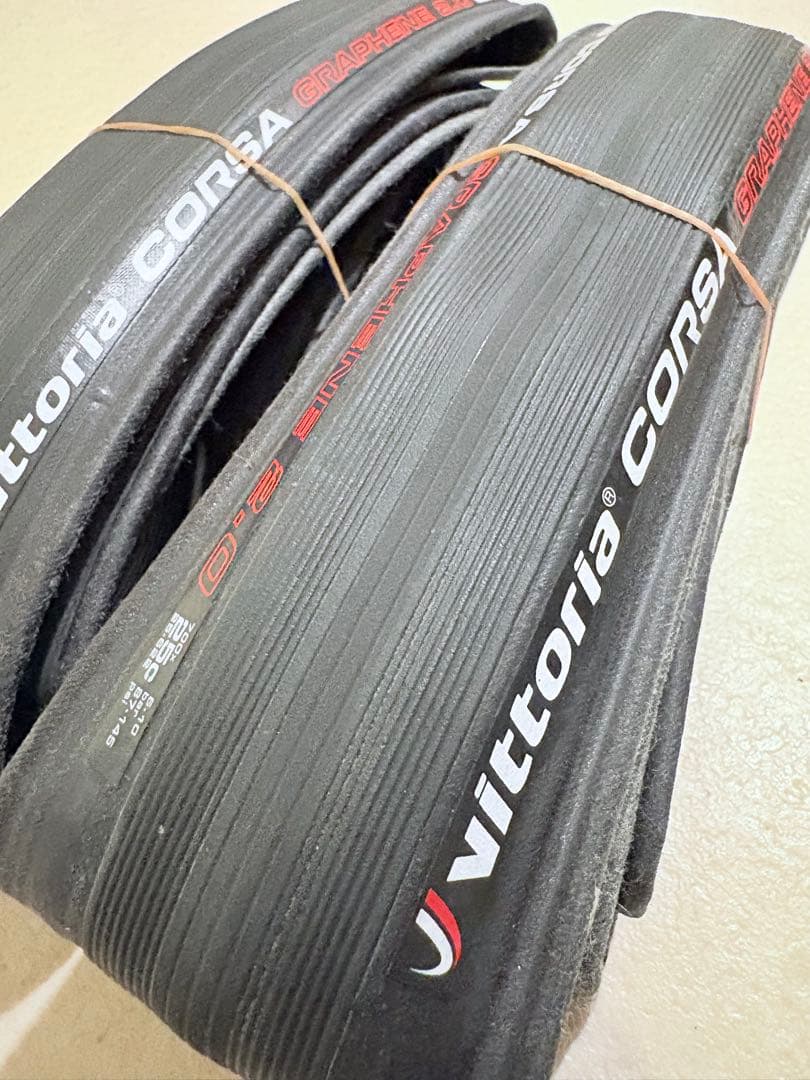 Vittoria Corsa Graphene 2.0 25c 2本セット