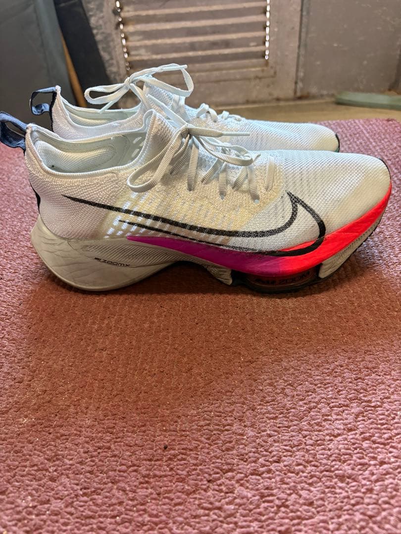 Nike アルファフライテンポ 27.5