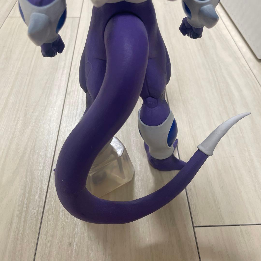 ドラゴンボール　一番くじ　F賞　クウラ最終形態　フィギュア