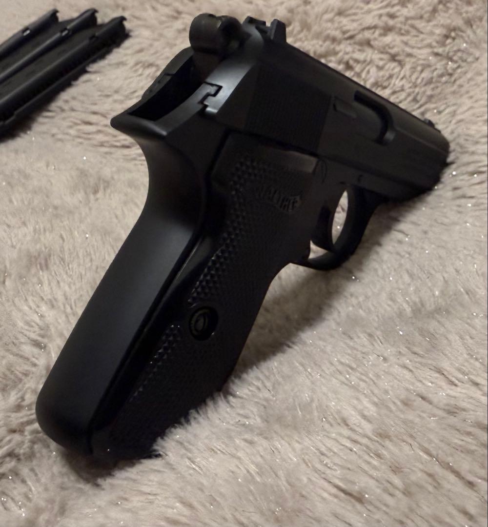 【ほぼ未使用】マルゼン　ワルサーPPK/sガスブローバック＋スペアマガジン2本付