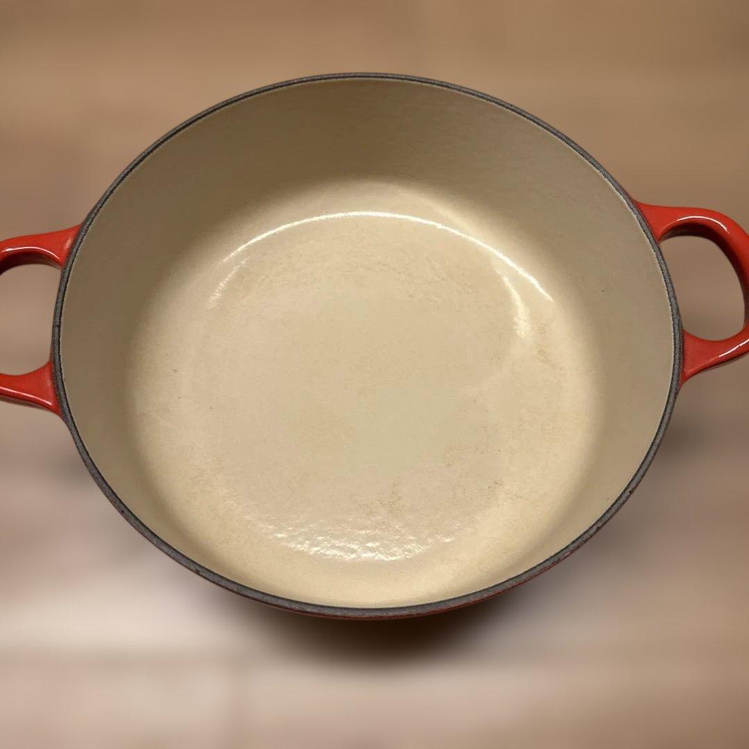 LE CREUSET 赤 両手鍋 22cm