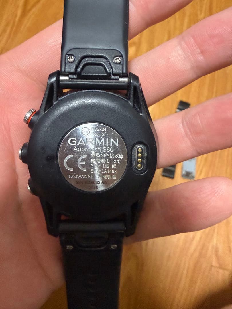 GARMIN S60 ブラック 本体 充電ケーブル、替えベルト付き