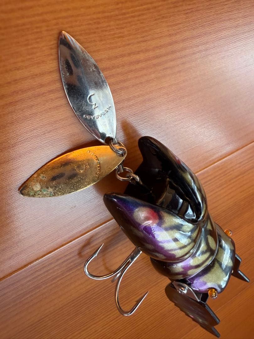 Megabass Gatta-X ABALONE WING ガッタX アバロン