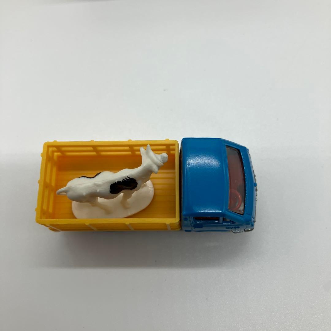 黒箱日本製トミカ　トヨタハイエース牧場トラック