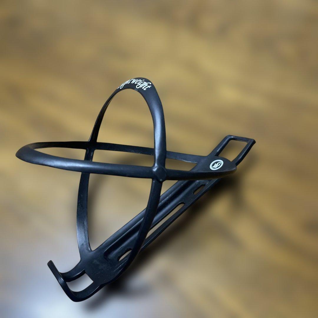 Lightweight ボトルケージ ブラック　２個　　超軽量　カーボン　美品