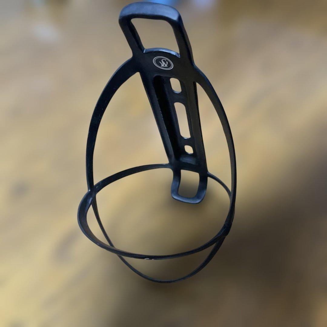 Lightweight ボトルケージ ブラック　２個　　超軽量　カーボン　美品