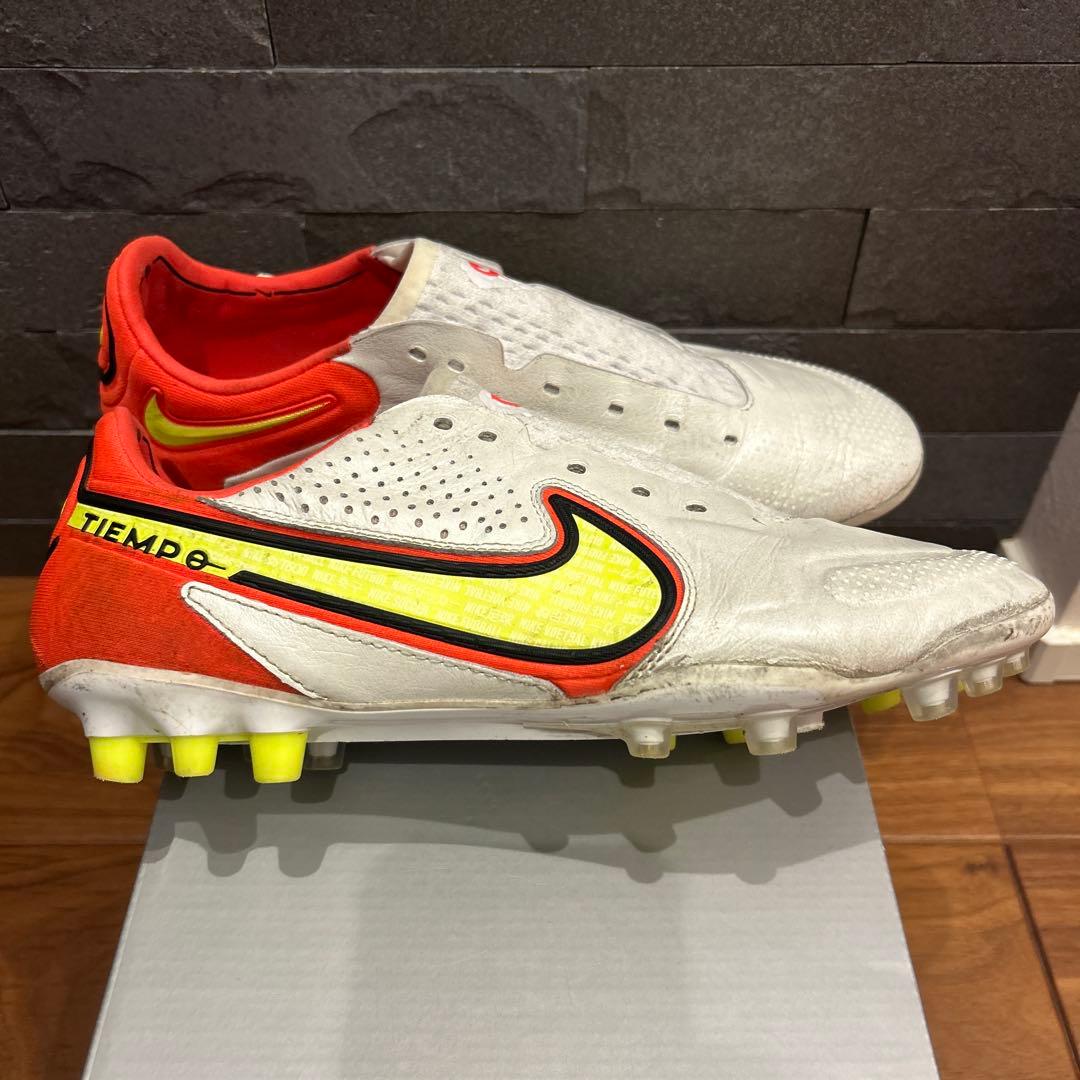 【希少・最終レザーモデル】NIKE ティエンポ レジェンド9 エリート AG