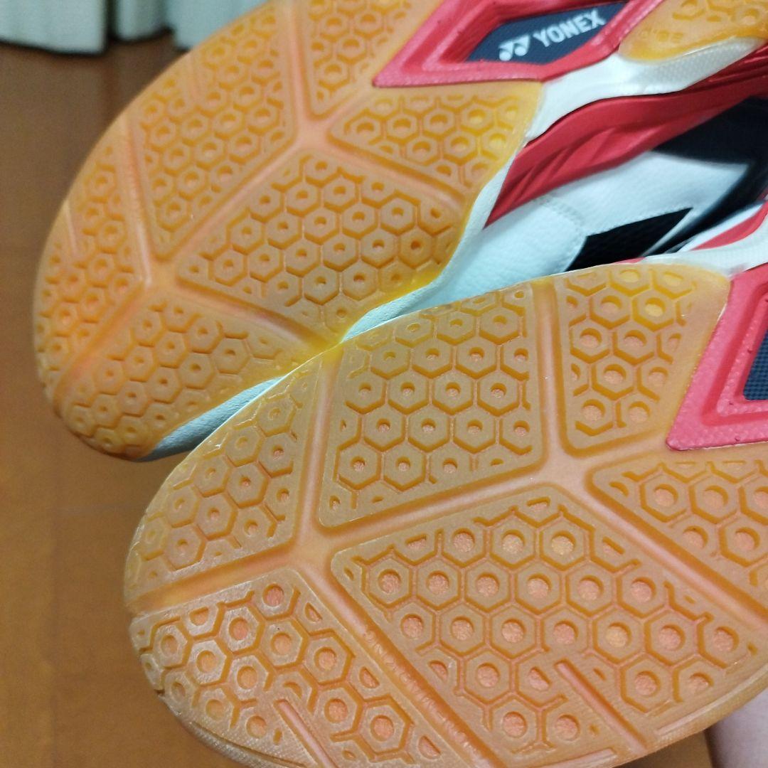 YONEX　パワークッション810MID　28cm 画像確認