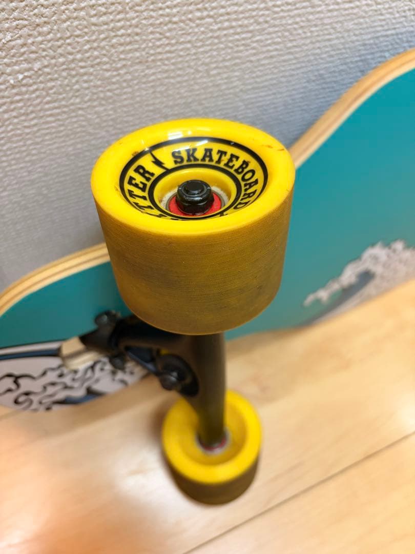 BAYTTER ロングスケートボード 波デザイン　ケース付き