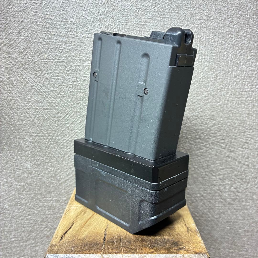 R8-06 東京マルイ GBB M4 マガジンアダプター 外部ソース仕様