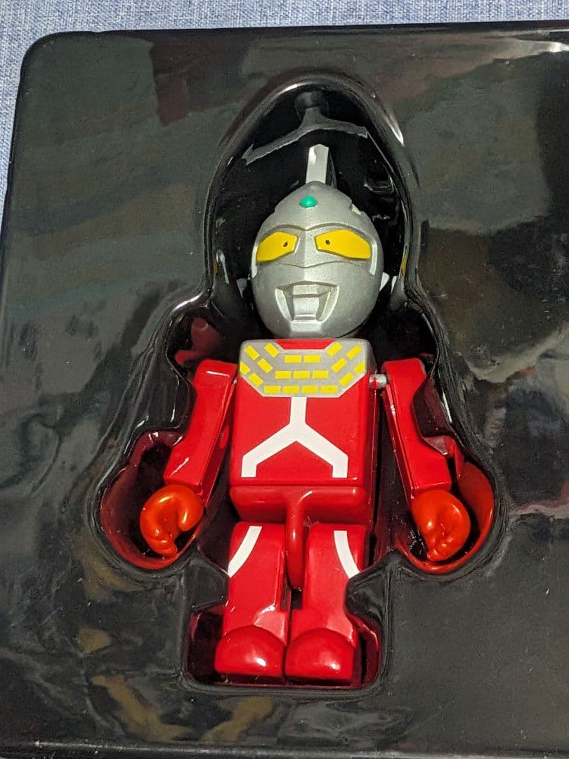 特撮エースNo001創刊号バルタン星人フィギュア付録·タイニビッツ合金セット