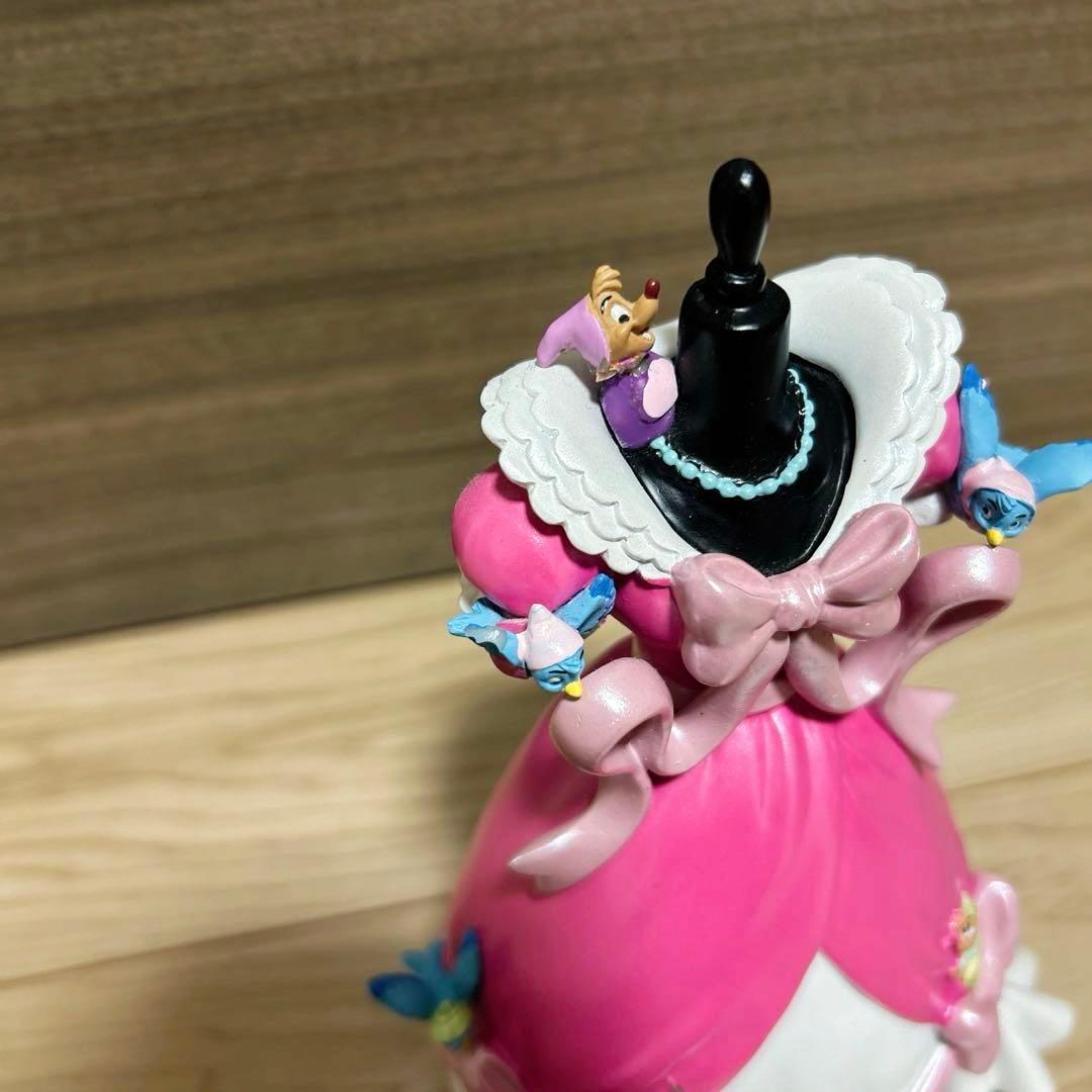 ディズニー ディズニーストア シンデレラ ピンクドレス 母の形見 フィギア