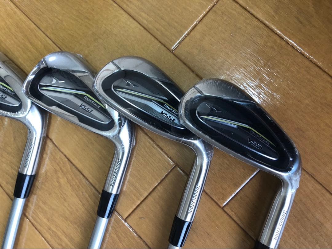 良品☆TOURSTAGEゴルフクラブ フルセット　Ｖ551 キャディバッグ付