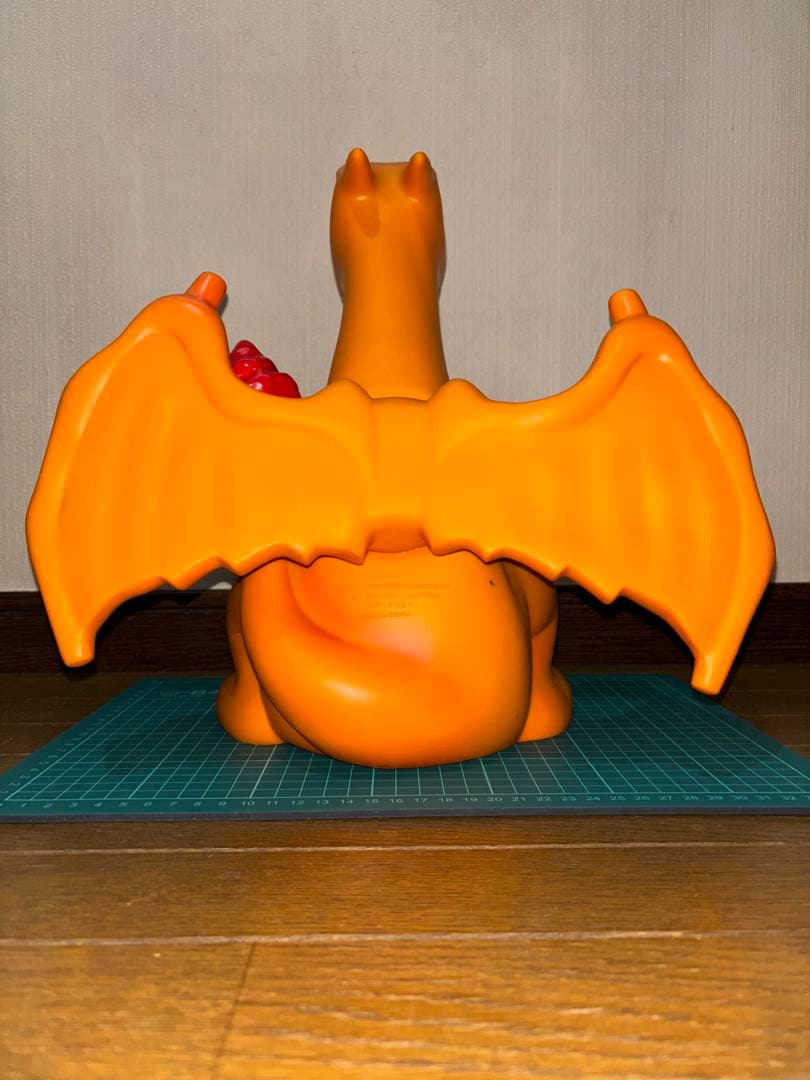 ポケモンちょきんばこ　リザードン　大サイズ