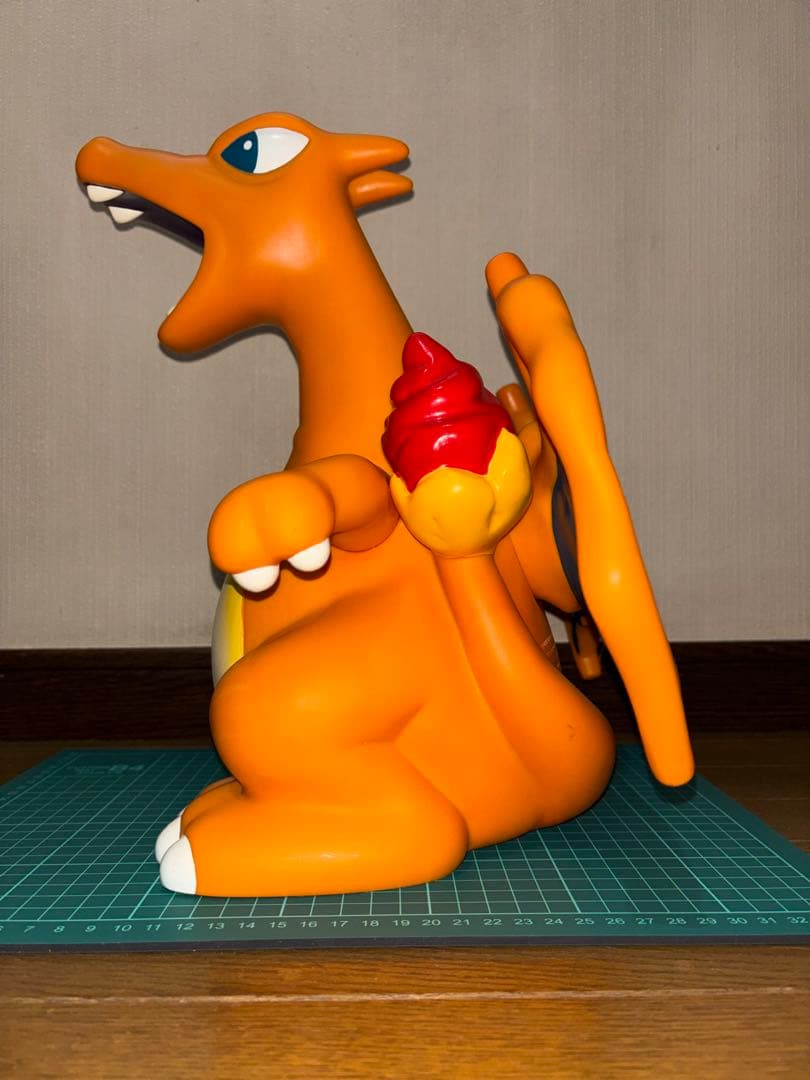 ポケモンちょきんばこ　リザードン　大サイズ