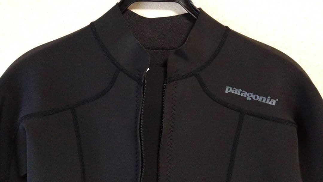 patagonia タッパー Sサイズ 2mm