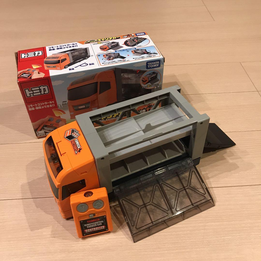 タカラトミー　メカアクション自動車工場　キャリアカー　パトロールドライバー　3点