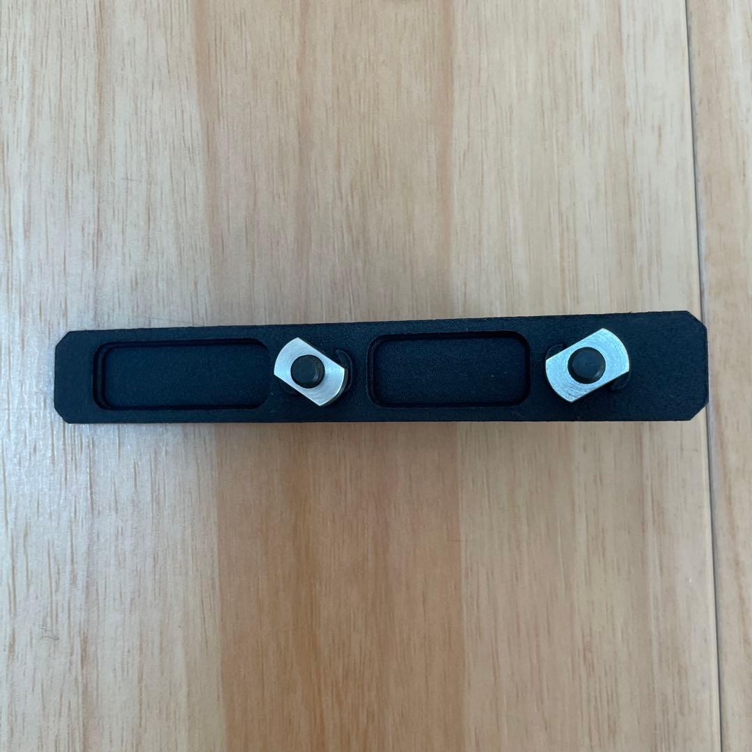 実物　フォアグリップ　ICRW MLOK AFG