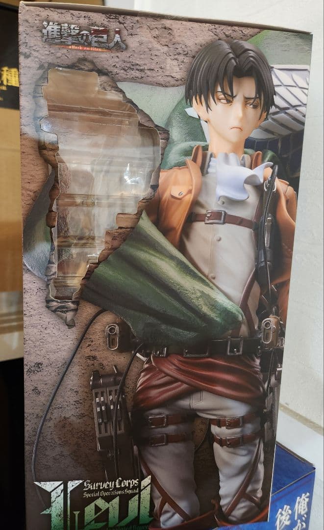 進撃の巨人 リヴァイ フィギュア