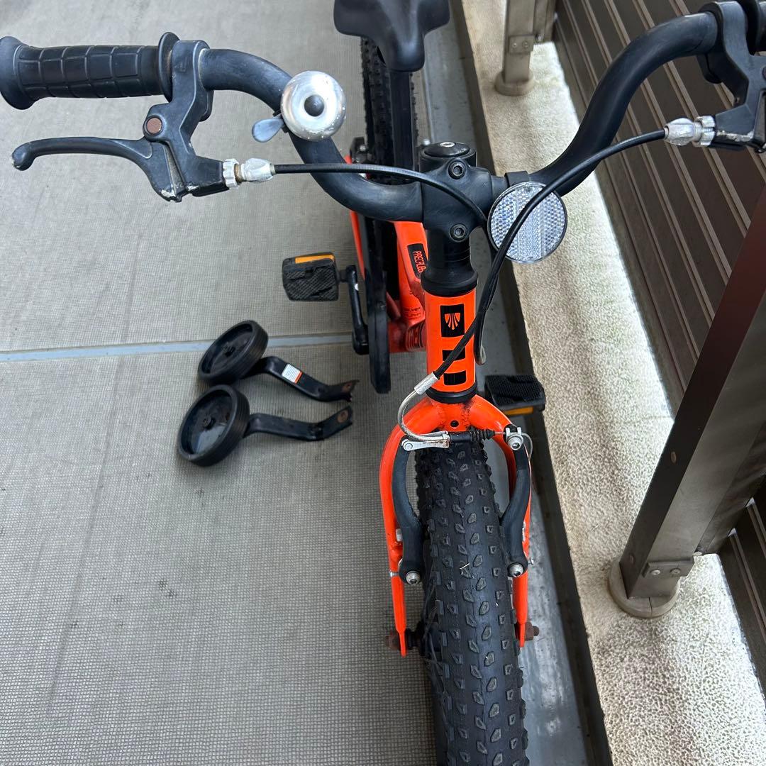 トレック　補助輪付き　子供用自転車　TREK PRECALIBER 16