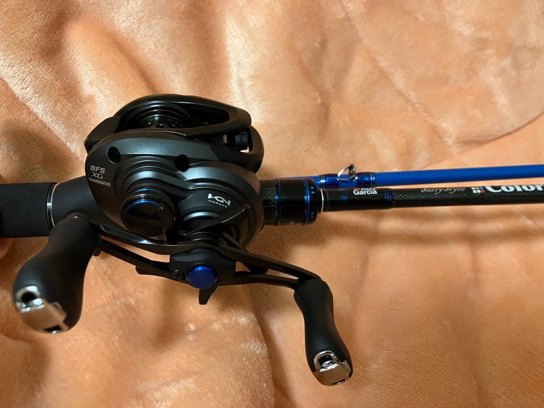 Abu Garcia STCC-704LT-SB ルアーロッド ケース付き