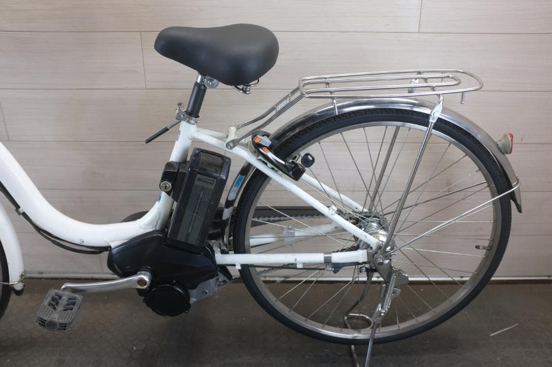 電動自転車ブリヂストン製　アシスタ　26インチ　3段　12.8Ah充電器あり